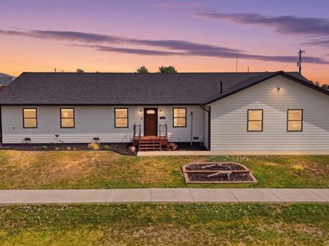 House for sale in Fairburn, South Dakota