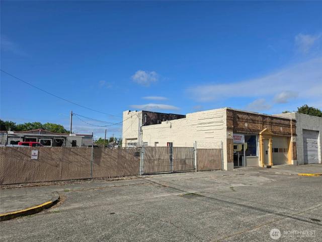 Commercial for sale in Centralia, Washington