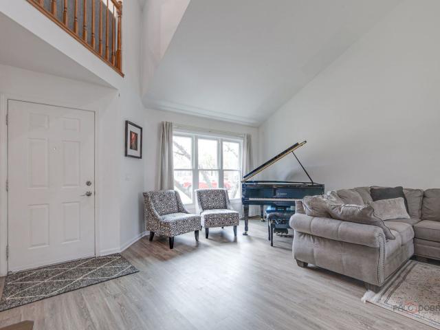 Townhouse for rent in Buffalo Grove, Illinois