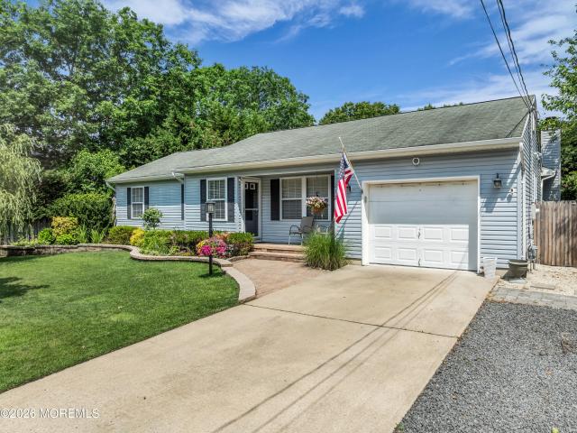 House for sale in Manahawkin, New Jersey