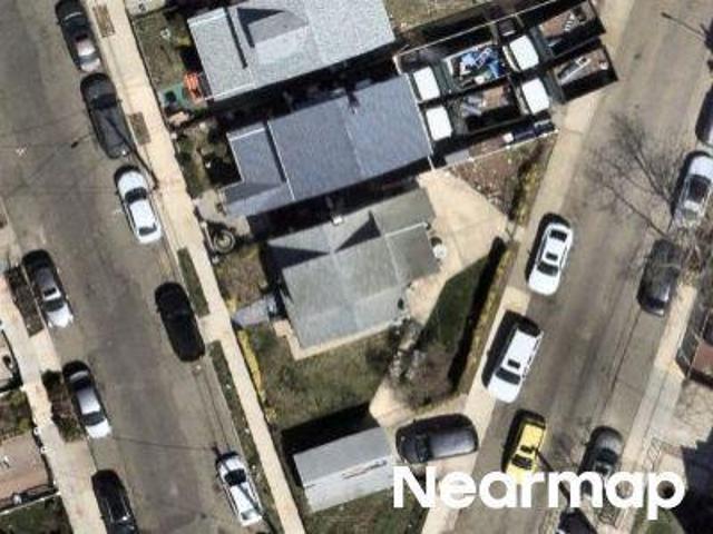 House for sale in Queens, Arverne