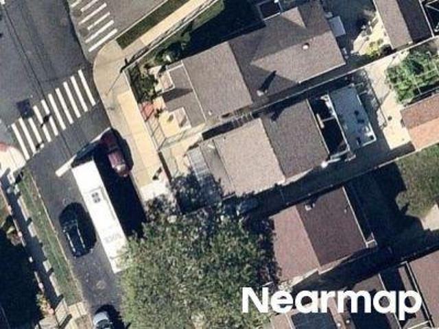 House for sale in Queens, Arverne