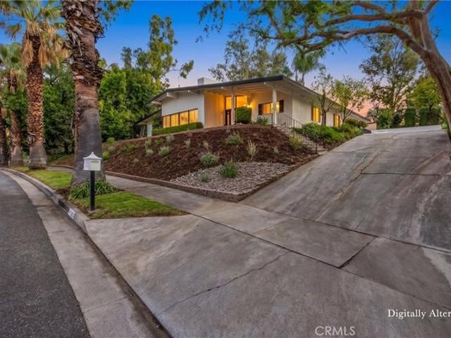 House for sale in Victoria, Riverside