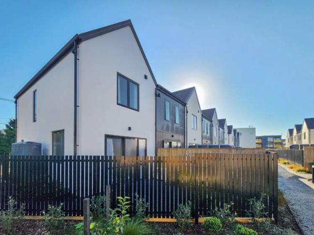 Townhouse for rent in Matata, Wellington
