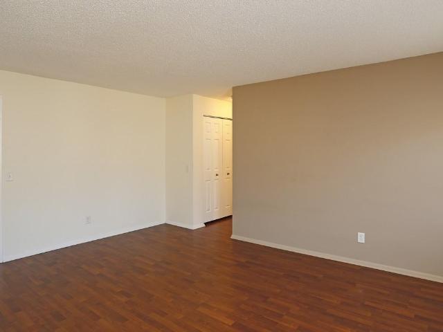 Apartment for rent in Arden Hills, Ramsey County
