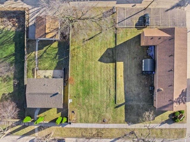 Land for sale in Great Lakes, Illinois