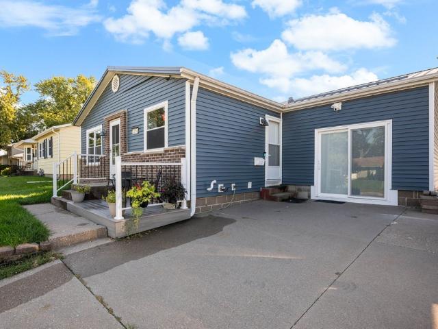 House for sale in Davenport, Scott County