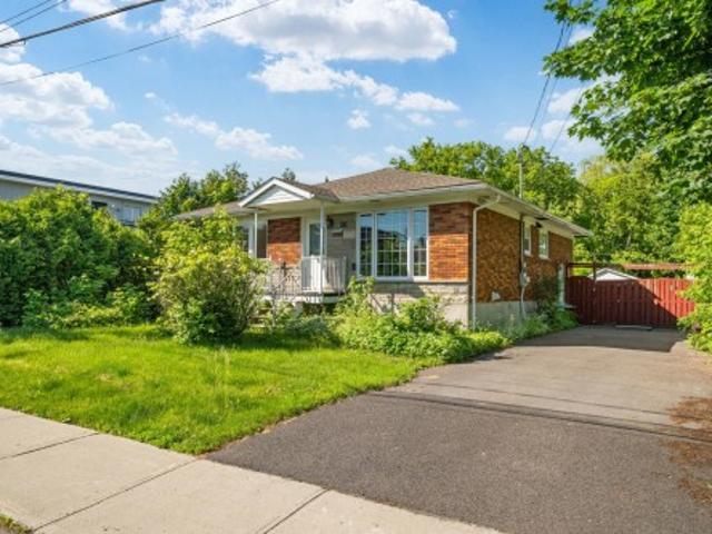 House for sale in Brossard, Quebec
