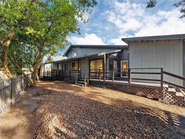 House for sale in Oregonia