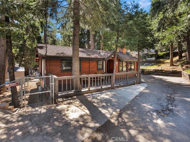 House for sale in Green Valley Lake, California