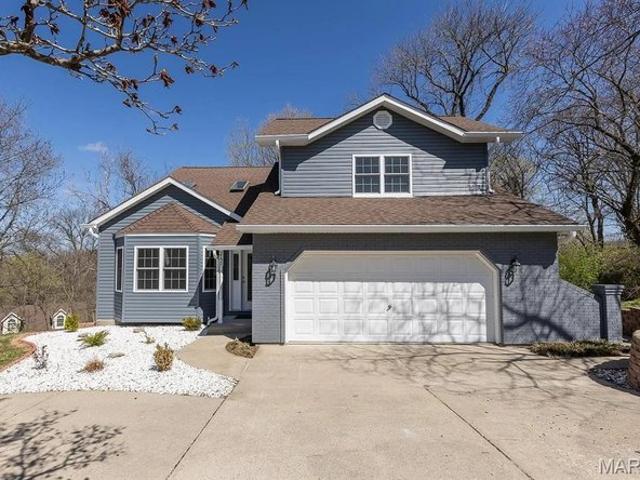 House for sale in Dupo, Illinois