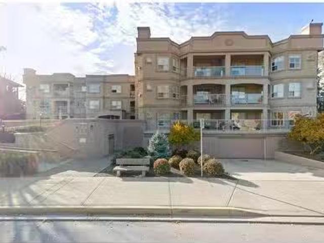 Condo for sale in Winfield, British Columbia