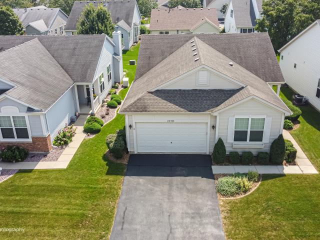 House for sale in Crest Hill, Illinois