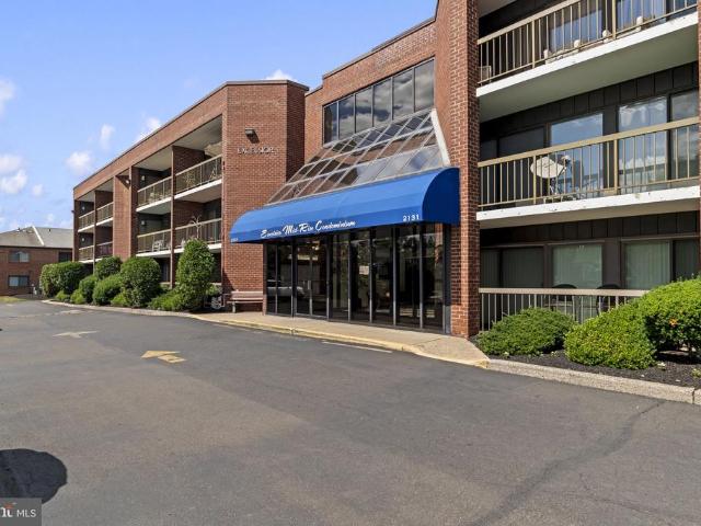 Condo for sale in Philadelphia, Pennsylvania