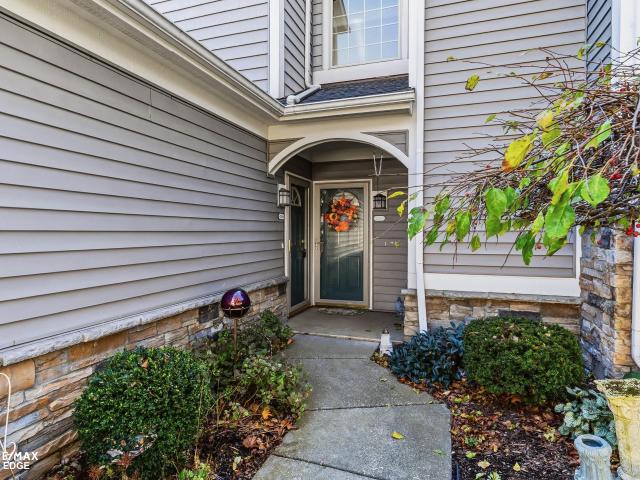 Condo for sale in Lapeer, Lapeer County