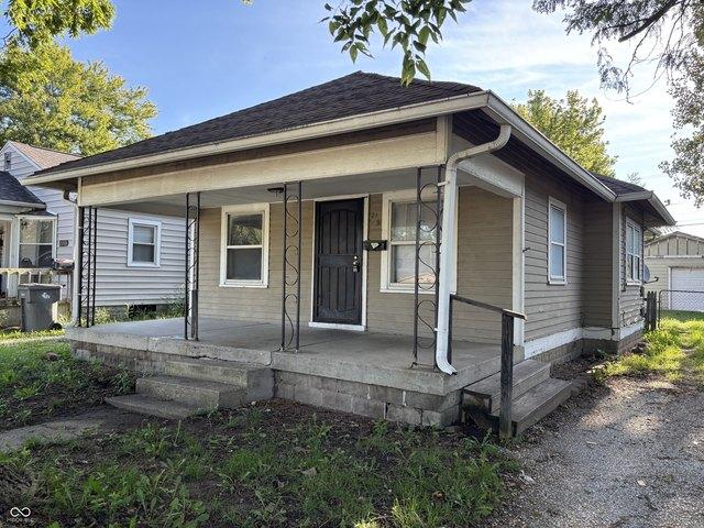 House for sale in Near Eastside, Camby