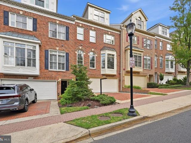 Townhouse for sale in Virginia