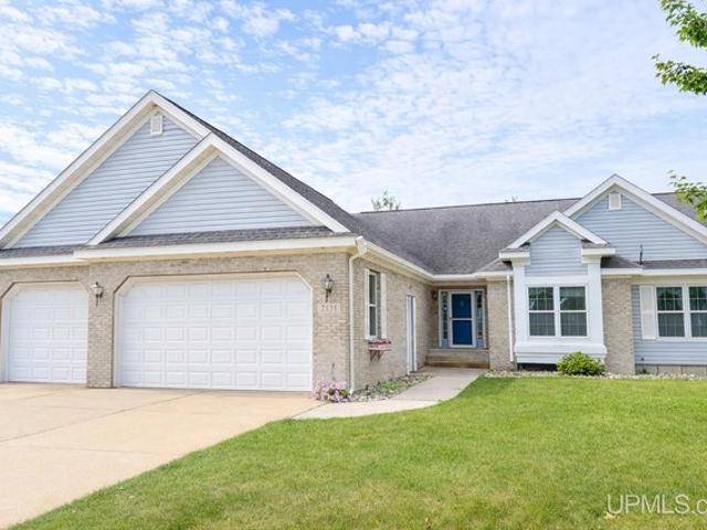 House for sale in Escanaba, Michigan