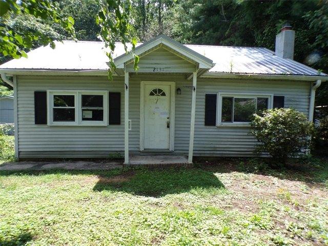 House for sale in Hendersonville, North Carolina