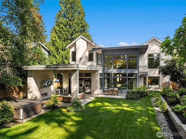 House for sale in Bellevue, King County