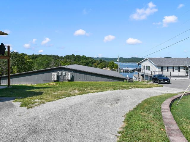 House for sale in Stone, Missouri