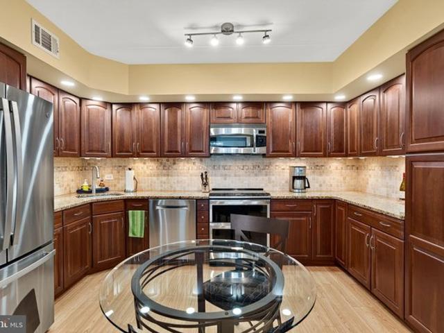 Condo for sale in Hidden Valley, Pennsylvania