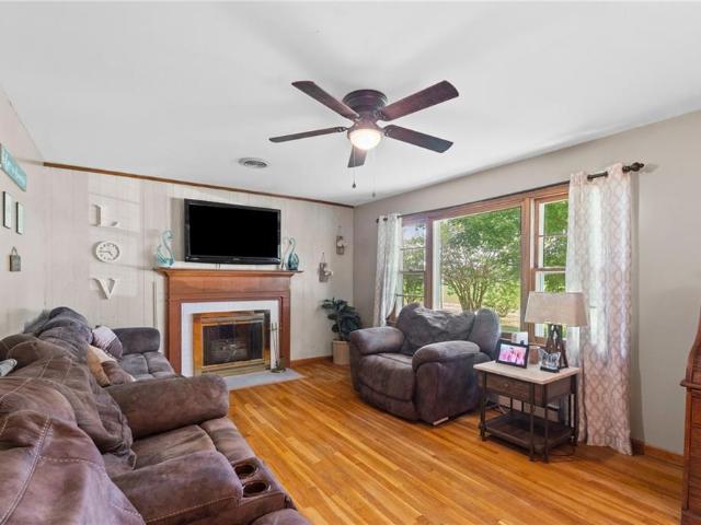 House for sale in Courtland
