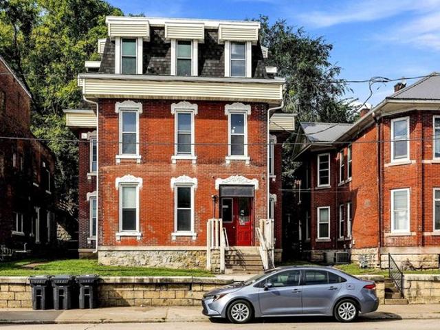 House for sale in Dubuque, Iowa