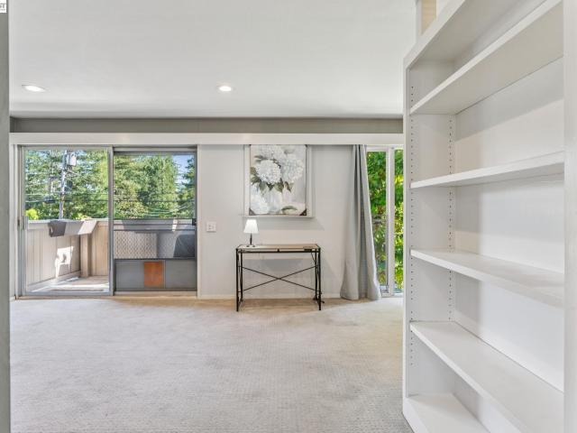 Condo for sale in Moraga, California