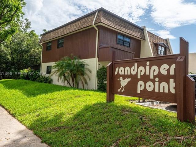 Townhouse for sale in Hollywood, Florida