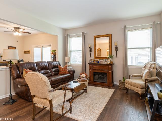 Condo for sale in Plainfield, Illinois
