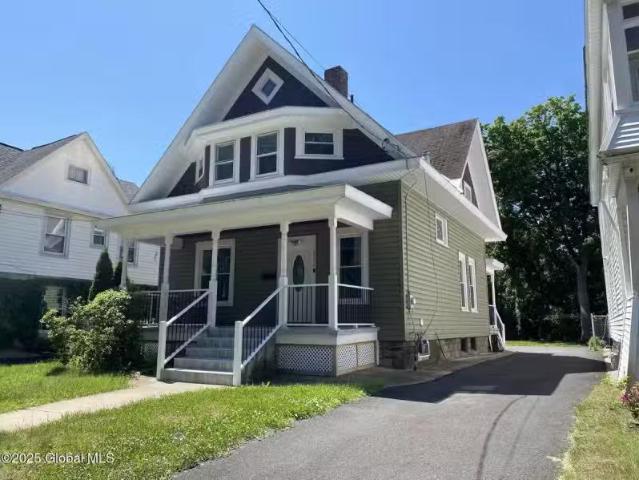 House for rent in Schenectady