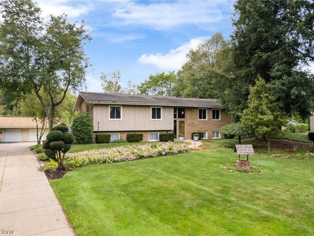 House for sale in Uniontown, Stark County
