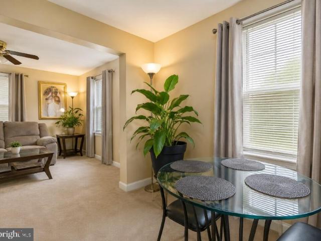 Townhouse for sale in Virginia