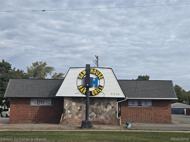 Commercial for sale in Dearborn Heights, Michigan