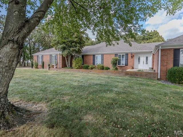 Farm for sale in Lebanon, Laclede County