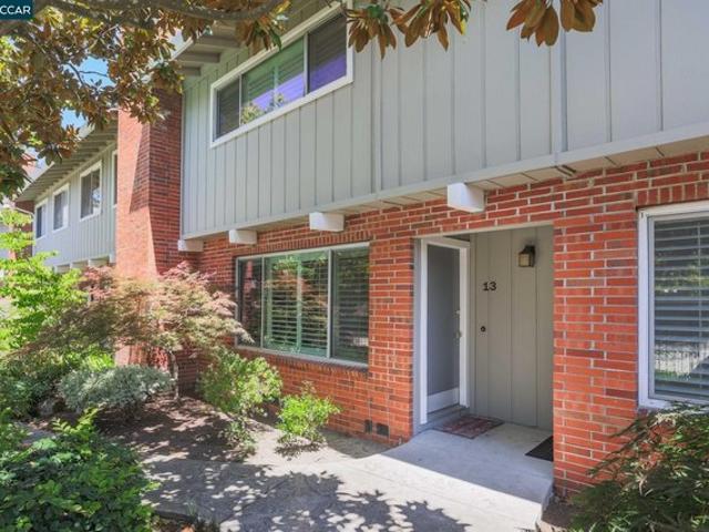 Condo for sale in Moraga, California