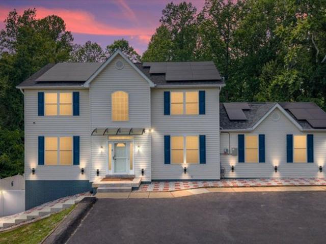 House for sale in Fox Hill, Prince Frederick