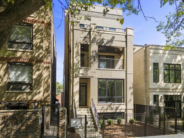 Duplex for rent in Chicago