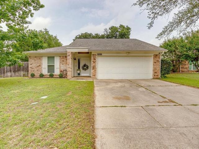 House for sale in Arlington, Texas