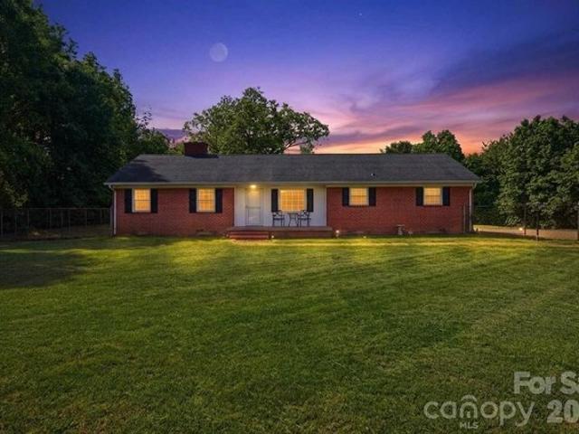 House for sale in Rowan, North Carolina
