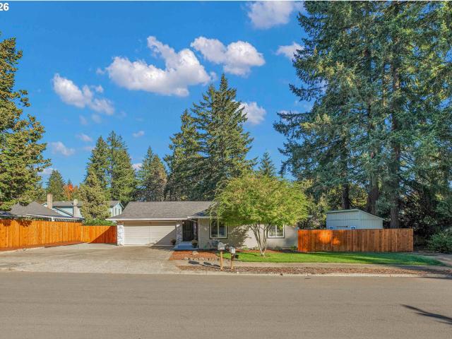 House for sale in Tualatin, Washington County