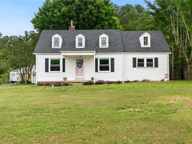 House for sale in Yadkinville, North Carolina