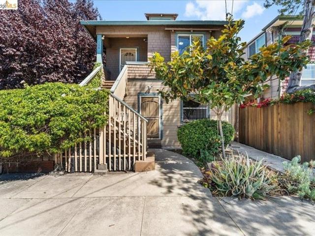 House for sale in Oakland, California