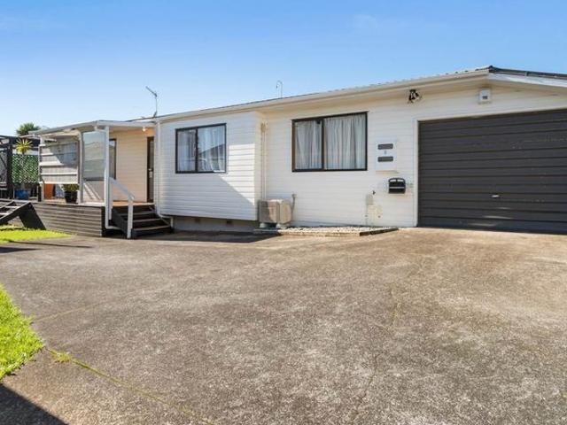 Apartment for rent in Howick Central, Howick