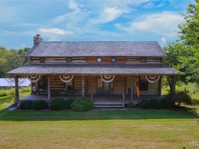 House for sale in Gasconade, Missouri