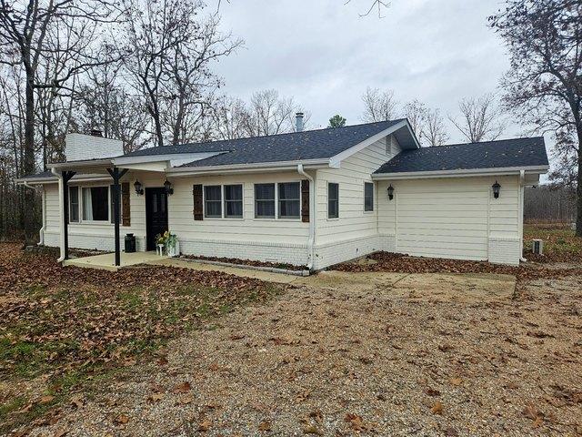 Farm for sale in Howell, Missouri