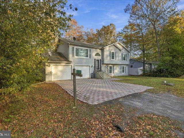 House for sale in Stillwater Lakes, Coolbaugh Township