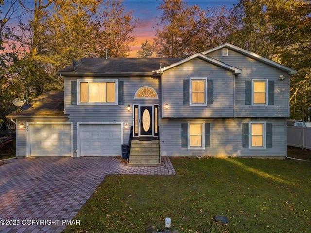 House for sale in Pocono Summit, Tobyhanna Township