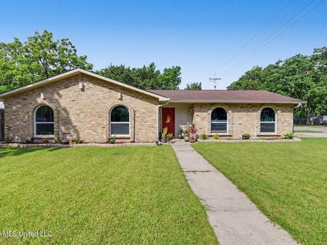House for sale in Gautier, Mississippi